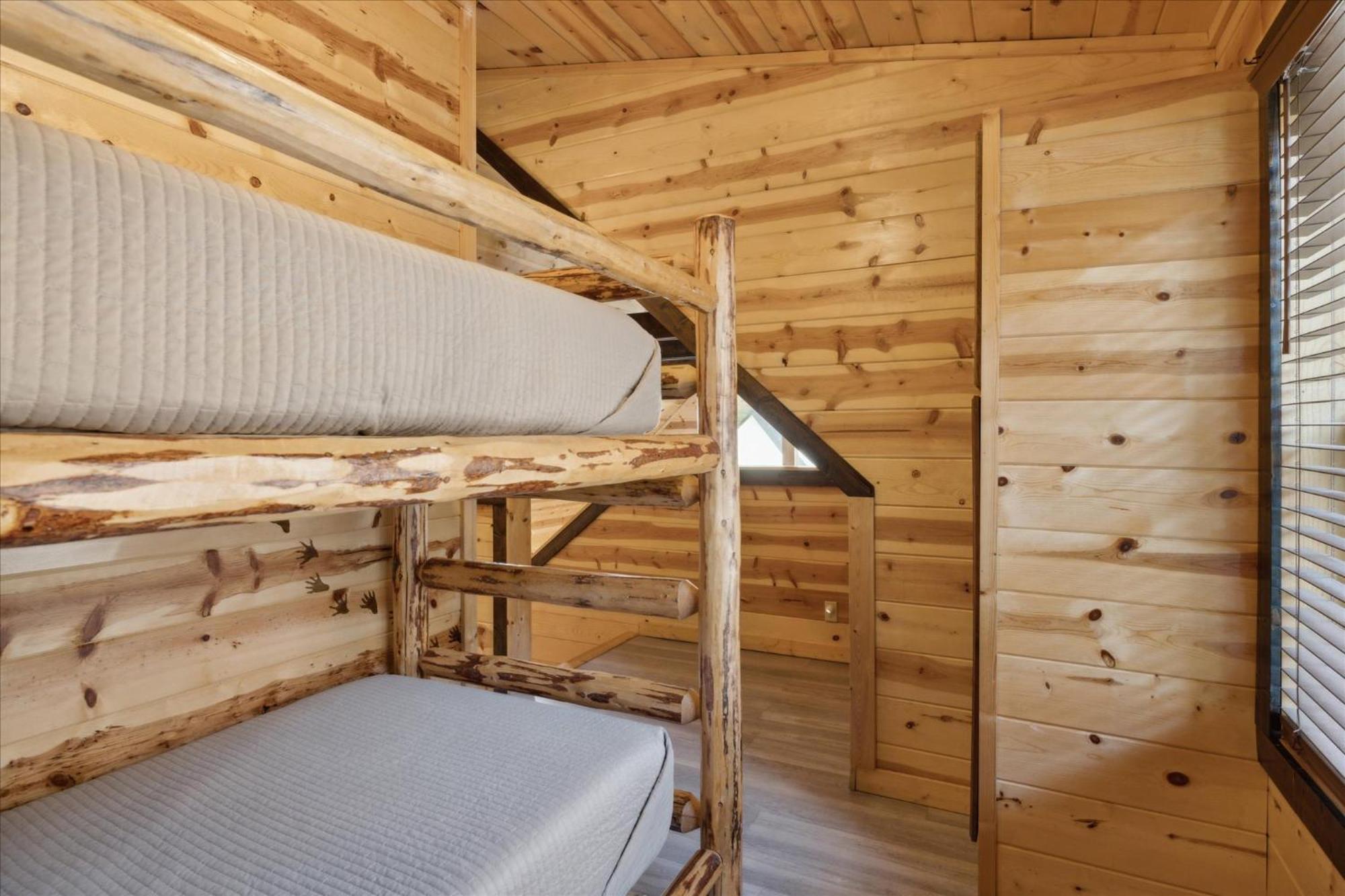 Lazy Raccoon Cabin Starkeytown Exterior photo